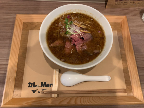 「牡蠣煮干し醤油BLACKMen880円」@カレと。Menの写真