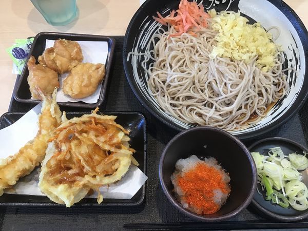 「朝そば(鬼おろし)360円、唐揚げ200円、クーポン海老天」@ゆで太郎 弥富稲荷店の写真