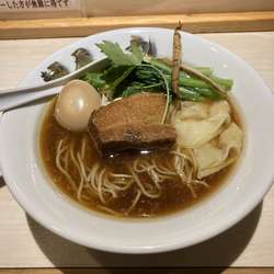 特製生醤油ラーメン（1000円）