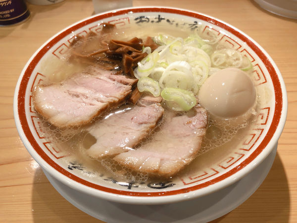 「中華そば　玉子入り」@田中そば店 新橋店の写真