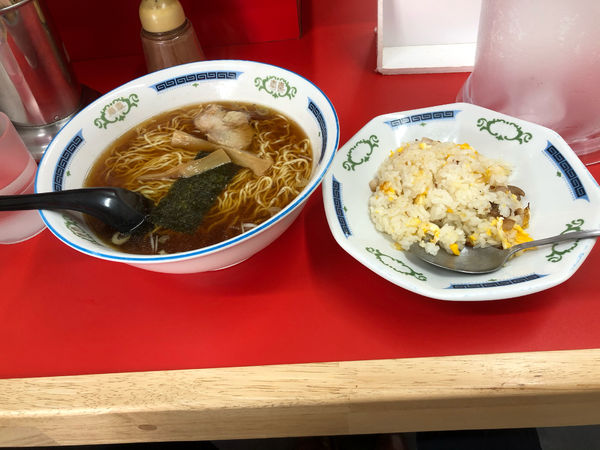 「半チャンラーメン」@伊峡の写真