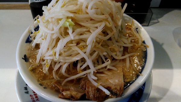 「しょうゆラーメン野菜多め（コロナに負けるなランチサービス500円」@ラーメン大 柏店の写真