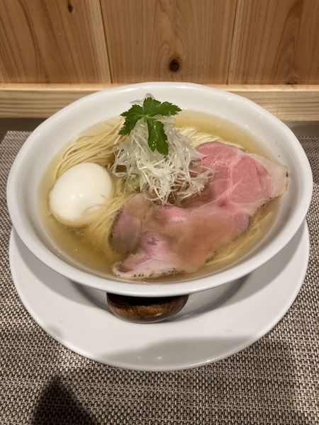 「塩そば（中）味玉」@成城青果の写真