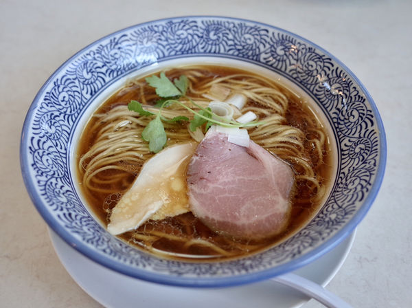 「中華そば…800円」@麺屋AMOREの写真