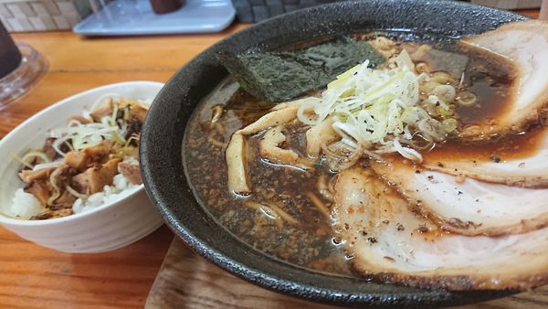 「ヒガシマツヤマブラック」@中華そば 北炎の写真