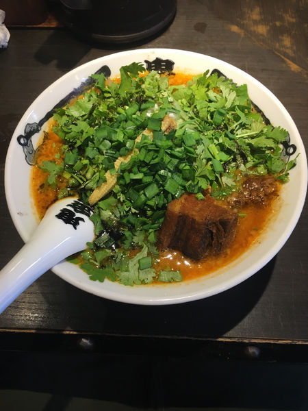 「パクチーカラシビらーめん」@カラシビ味噌らー麺・つけ麺 神田本店の写真