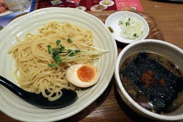 「鶏×魚介つけ麺並　830円」@麺処直久 新橋店の写真