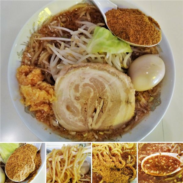 「醤油旨辛ラーメン＋魚粉＝810円」@麺家ぶんすけの写真