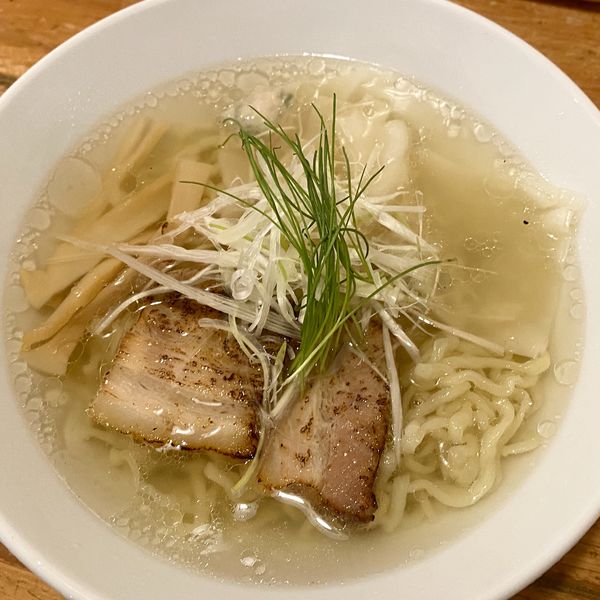 「塩ワンタン麺」@喜多方 満喜の写真