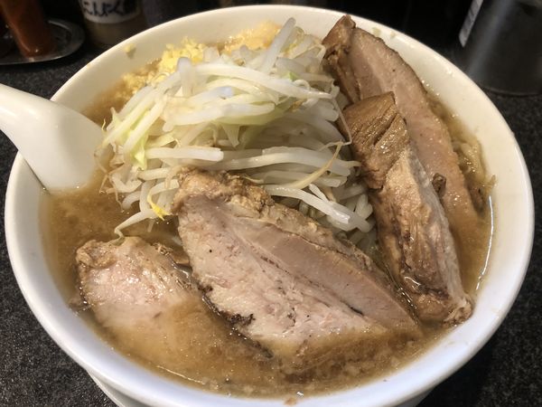 「正油ラーメン（豚5枚）（880円）」@らうめん さぶ郎の写真