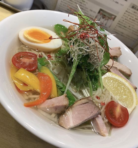 「冷やし塩ラーメン900円+サッポロクラシック🍺」@函館塩ラーメン 五稜郭の写真