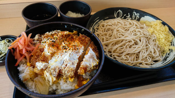 「満腹かつ丼セット+蕎麦大盛り+ご飯大盛り+鬼おろし」@ゆで太郎 入間宮寺店の写真