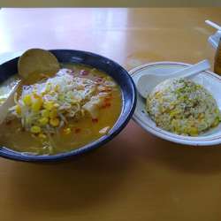 味噌バターコーン&半炒飯セット