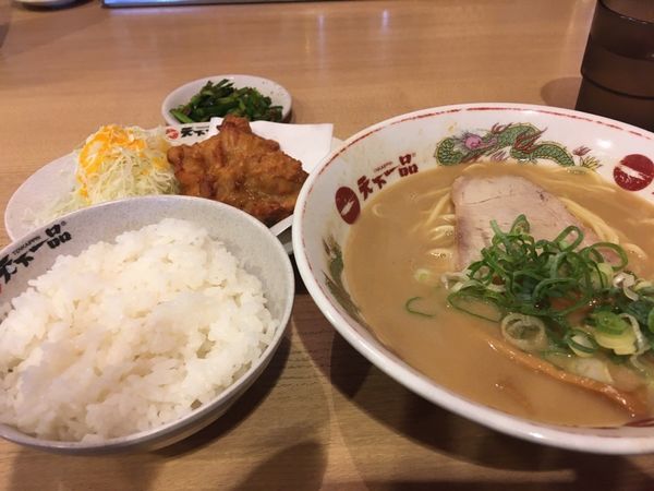 「Bランチ　ラーメン唐揚げセット」@天下一品 守山国道19号線店の写真