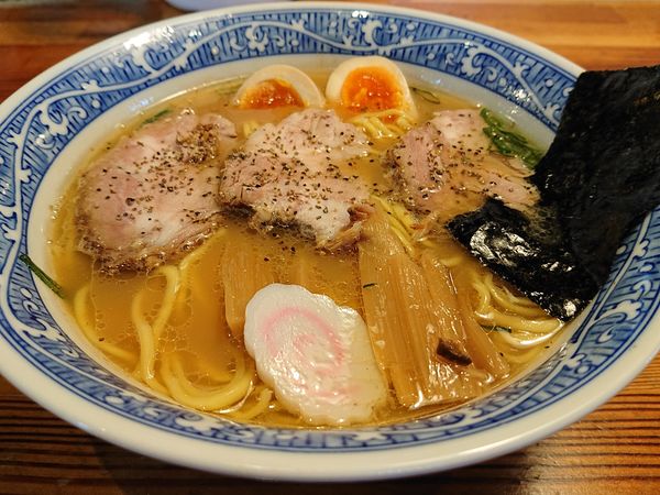 「特製中華そば」@中華そば 青葉 八王子店の写真