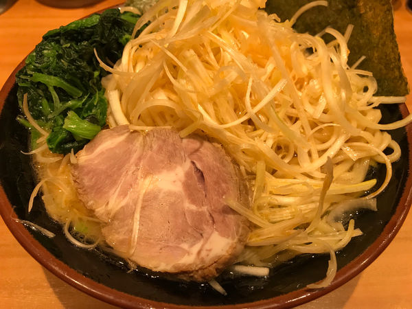 「ネギラーメン」@横浜家系ラーメン 中野家の写真
