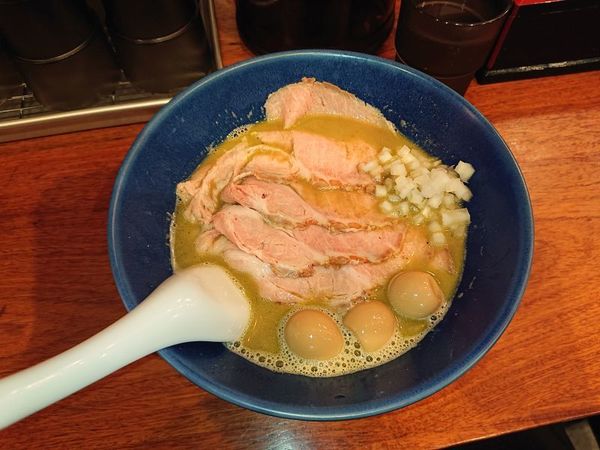 「牡蛎蕎麦、うずら味玉、肉増し」@麺処 にぼし香 横浜店の写真