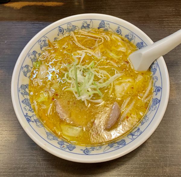 「味噌ラーメン　¥900」@けやき すすきの本店の写真