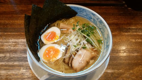 「中華そば白スペシャル盛(細麵)¥880-」@野田醤油ラーメン 麺屋あじくま 柏インター店の写真