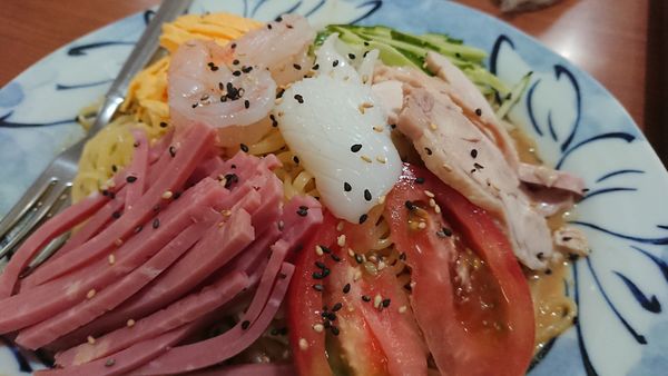 「冷やし中華」@台湾料理 美味居の写真