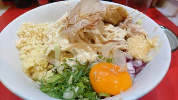 「【夜】冷やしまぜそば+豚追加」@用心棒 市ヶ谷飯田橋の写真