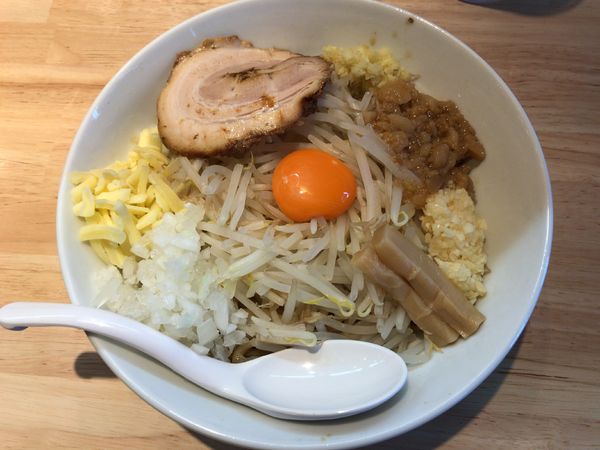 「まぜそば」@麺屋810の写真