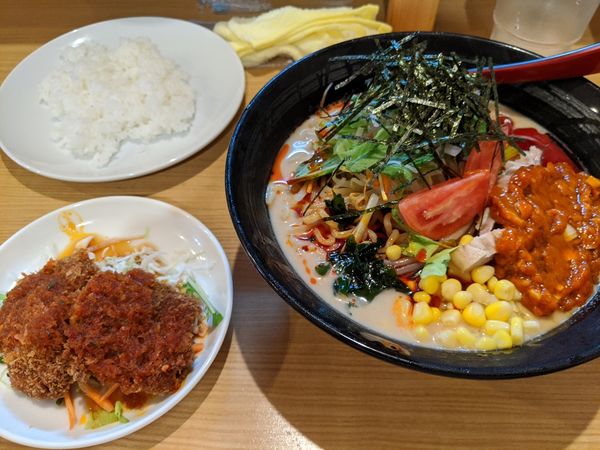「冷やし担々麺　ランチセット920円」@坦々麺 四川の写真