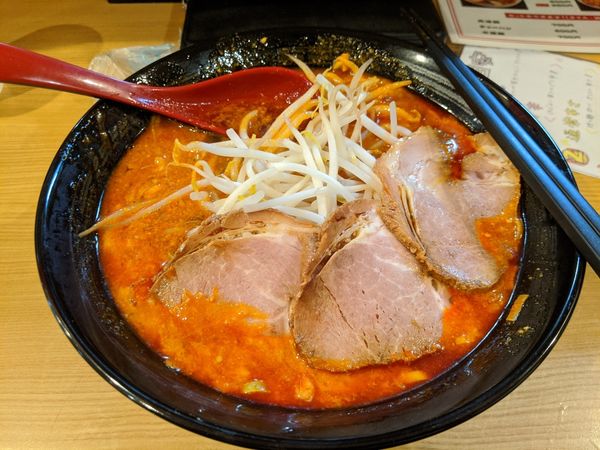 「担々麺3辛　ランチセット850円+大盛り100円」@坦々麺 四川の写真