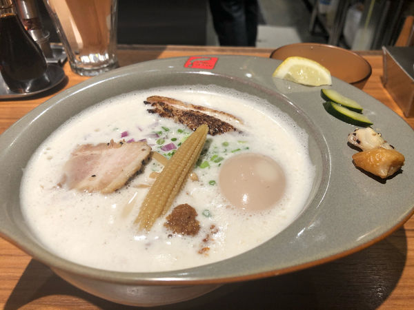 「鳥白湯ラーメン」@RAMEN FACTORY TORISETSUの写真