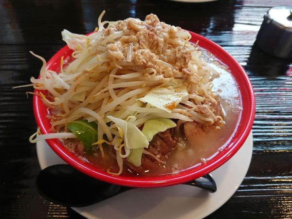 「びすとろ屋で二郎 小ラーメン 800円(全まし)」@びすとろ屋の写真