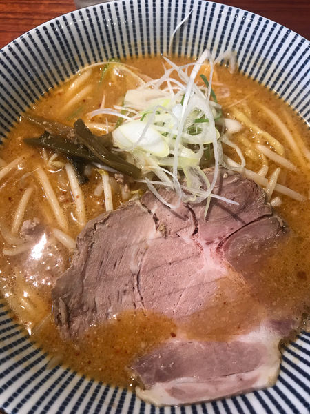 「辛味噌ラーメン　900円」@灼味噌らーめん 八堂八の写真