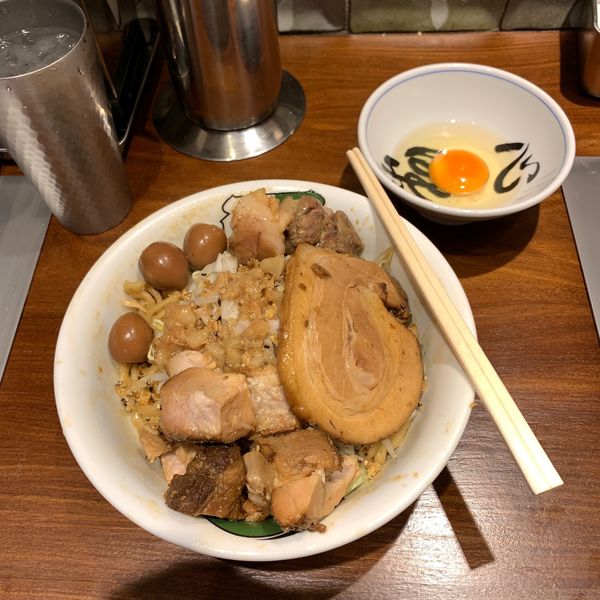 「汁なしそば　雷増し」@ラーメン 雷 東京本丸店の写真