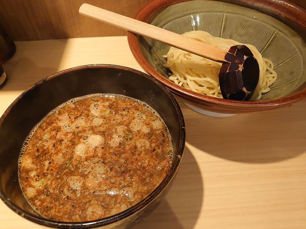 「ファイヤー醤油つけ麺(麺少な目、860円)」@むてっぽうの写真