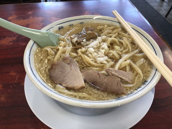 「中華そば大盛　950円」@杭州飯店の写真