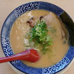 みそとんこつ700円