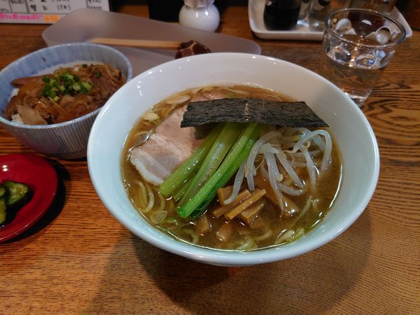 「しょうゆらーめん」@麺ごころ 佑庵の写真