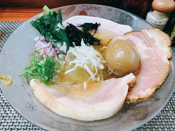 「鯵煮干し塩 冷やし」@麺や 睡蓮の写真