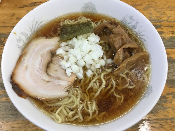 「ラーメン・並・国産そば粉入り中細麺(¥450)」@丸幸の写真