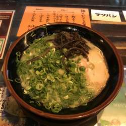 博多ネギラーメン 780円