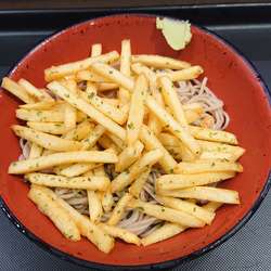 冷しポテそば　４６０円