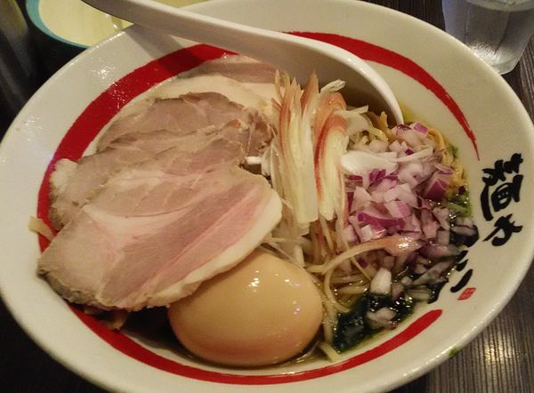 「[限定]特製和風冷やしそば気まぐれ煮干」@麺や でこの写真