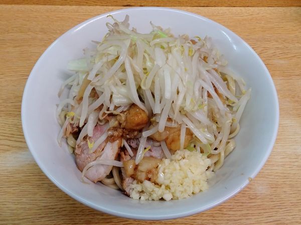 「小（780円）＋ぬるい汁なし（100円）ヤサイニンニクアブラ」@ラーメン二郎 環七新新代田店の写真