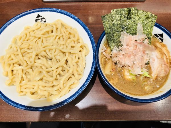 「特製つけ麺(中盛) 1100円」@つけめん 玉 本店の写真