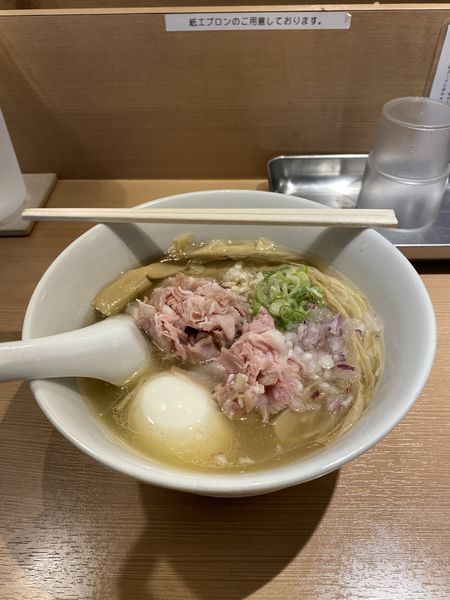 「特製らあめん」@らぁ麺 鳳仙花の写真