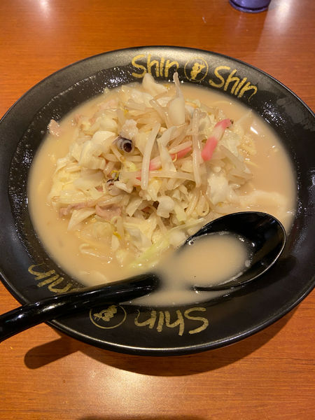 「博多ちゃんぽん」@博多ラーメン ShinShin 博多デイトス店の写真
