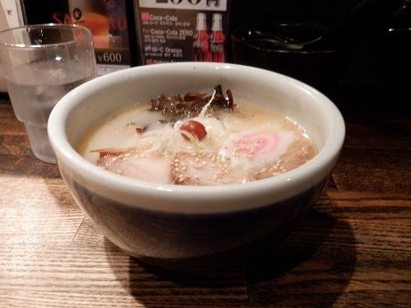 「しおらーめん　ちび」@らーめん 山頭火 原宿店の写真