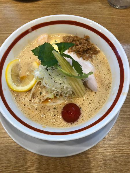 「海老の誘惑　780円」@ラーメン親希の写真