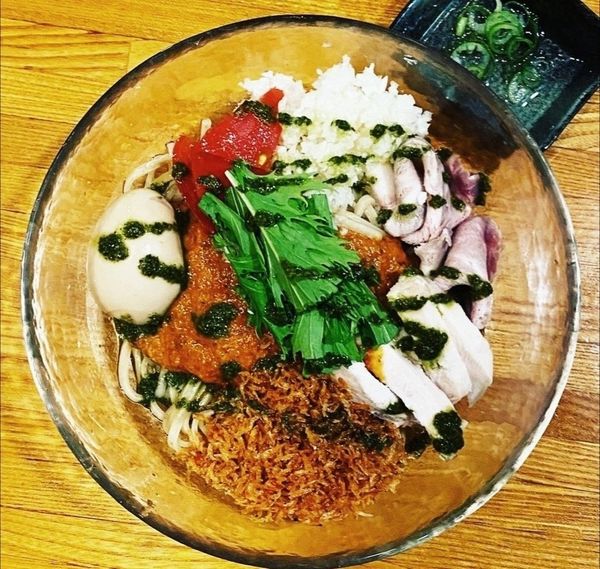 「トマトと赤海老の冷製まぜそば」@麺屋 ひな多の写真