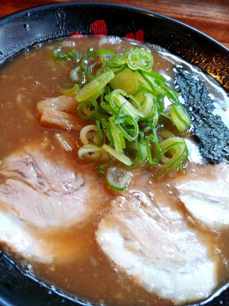 「純とんこつラーメン」@無鉄砲 がむしゃらの写真