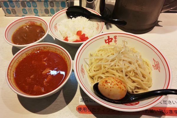 「冷し味噌ラーメン+北極味玉+インド定食」@蒙古タンメン 中本 新宿店の写真